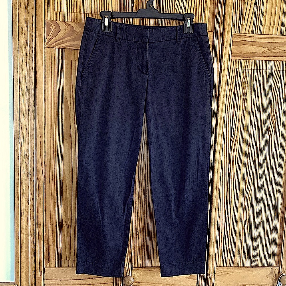J Crew Stretch City Fit Capris Black Size 4